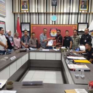 Perbaikan Berkas PAN Kabupaten Lingga Dinyatakan Lengkap dan Benar Oleh KPU Lingga
