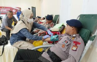 Donor Darah di Gorontalo Sambut HUT Humas Polri ke-73