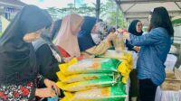 Antusias Masyarakat Operasi Pasar_11zon